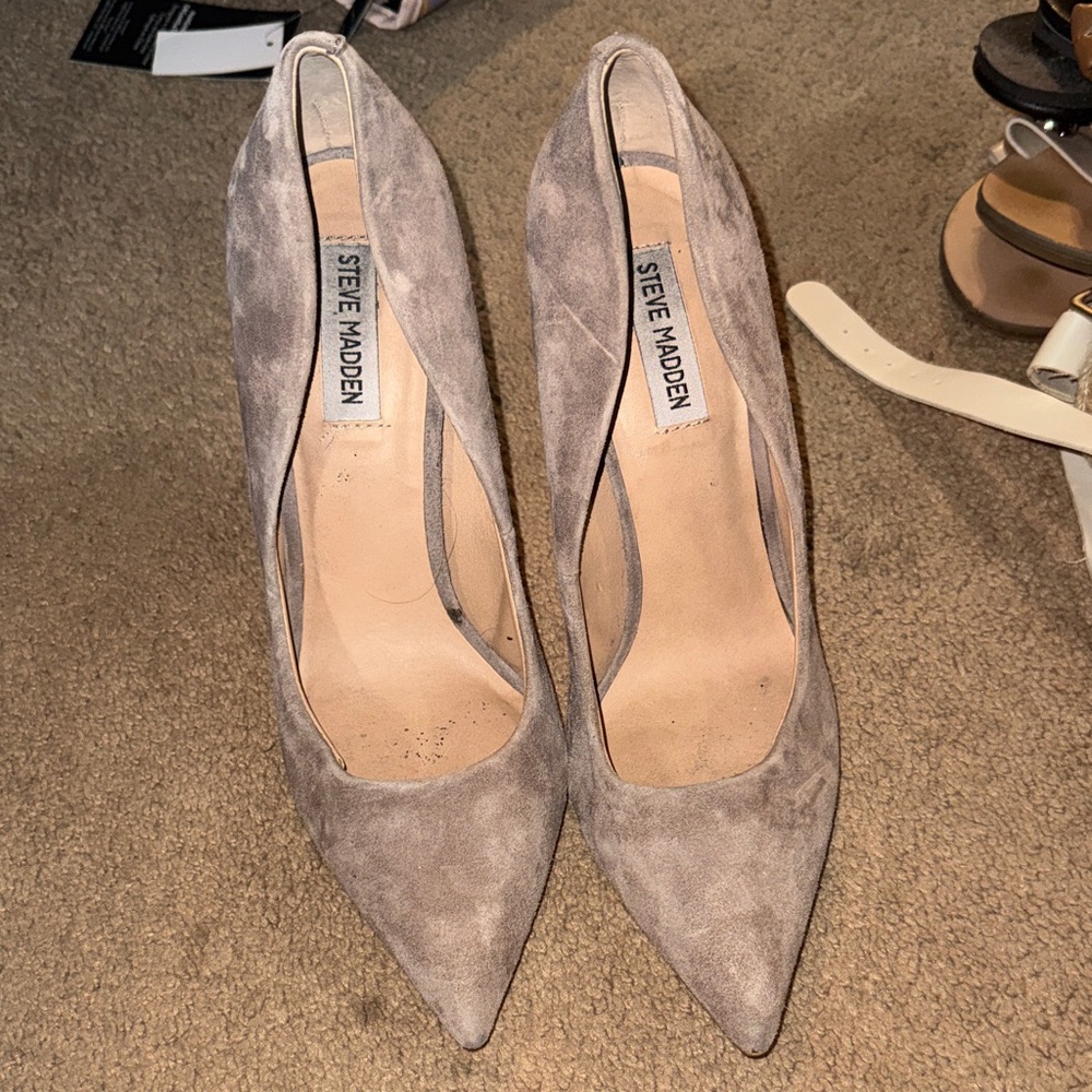 Steve Madden Taupe Suede Heels